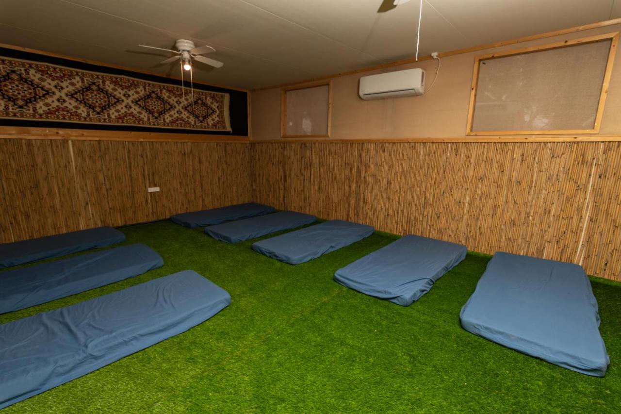 Ras Hasita Hotel Hazeva Luaran gambar